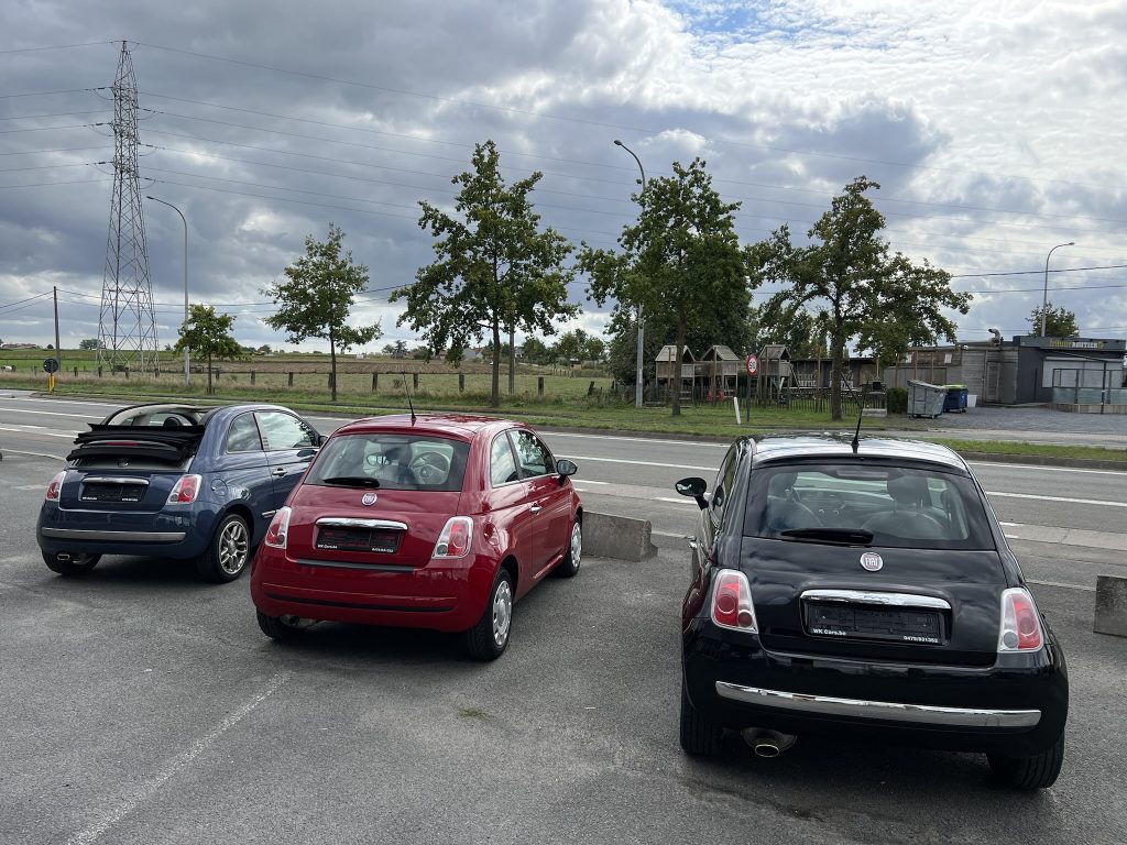Fiat 500 3 stuks op stock met de 1.2 benzine motor pop,lounge en lounge Cabrio