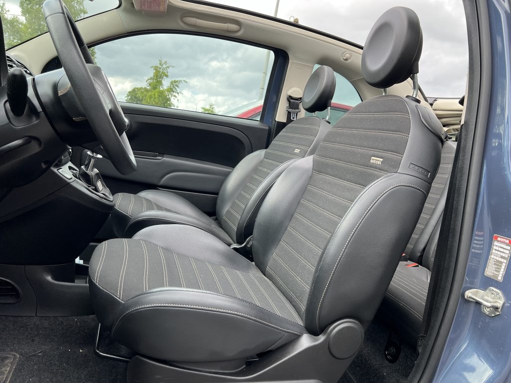 Fiat 500 3 stuks op stock met de 1.2 benzine motor pop,lounge en lounge Cabrio