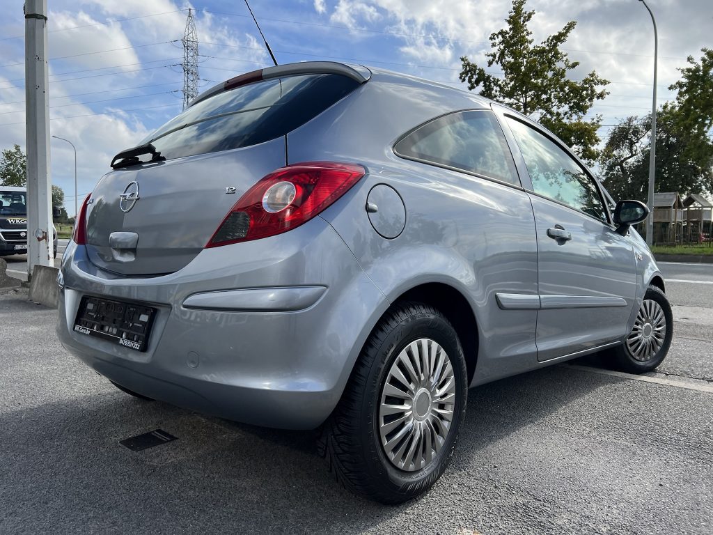 Opel Corsa in benzine slechts 65.000km
