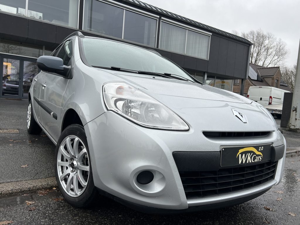 Renault Clio 3 face 2 break 1.2 benzine 75pk slechts 43.000km