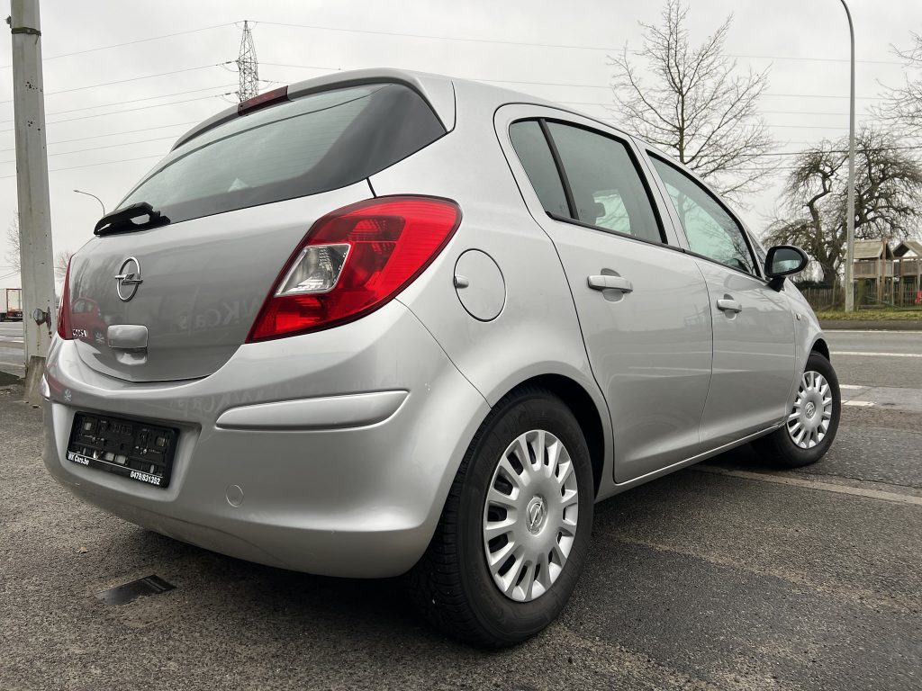 Opel Corsa 1.2 benzine 5deurs 88.000km