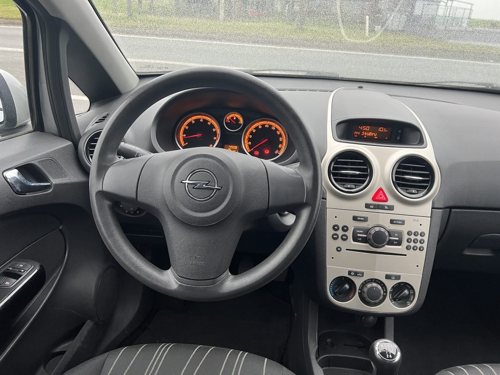 Opel Corsa 1.2 benzine 5deurs 88.000km