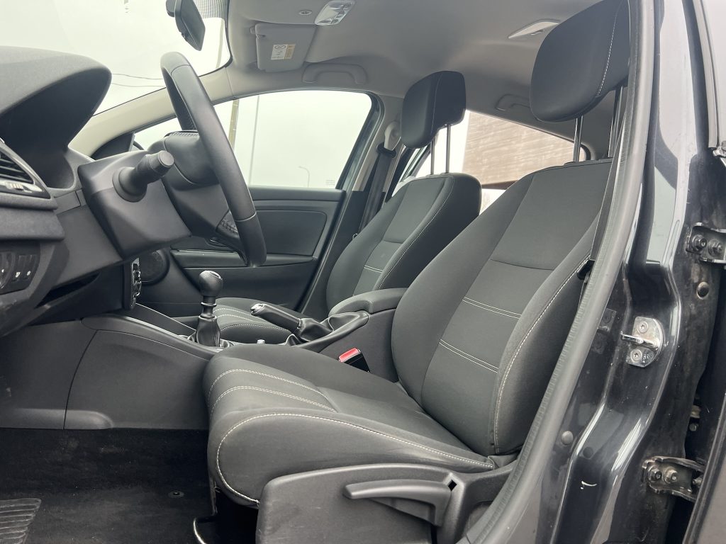 Renault Megane 3 face 3 1.5dci 110pk slechts 90gco2//93.000km//