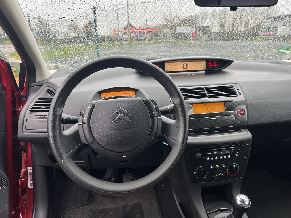 2 stuks Citroen C4 Coupe//aparte verkoop//1.4 benzine//weinig km//veel opties//