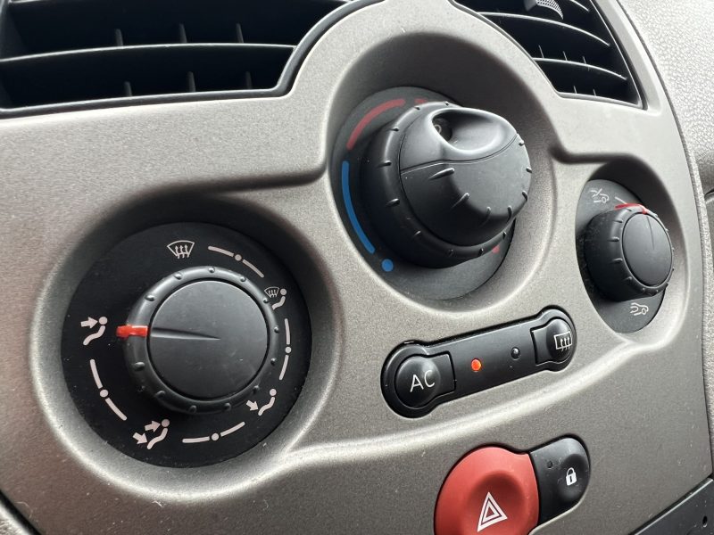 3 stuks op stock van de Renault Modus en Grand Modus in benzine met weinig km