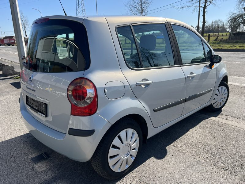 Renault Modus 1.2 benzine slechts 72.000km veel opties