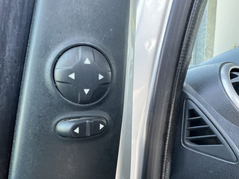 2 stuks van de Ford Ka in benzine slechts 69..000km en 90.000km