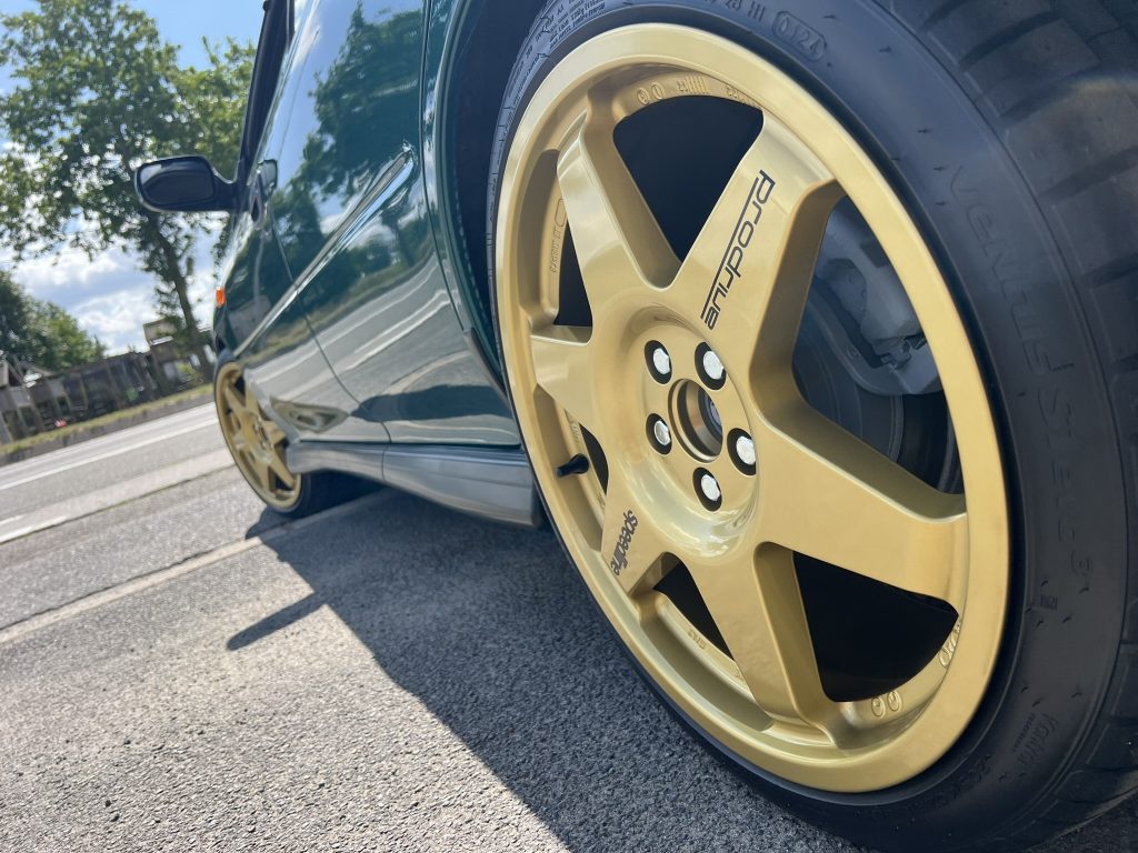 Subaru Impreza 555 2l Turbo pracht staat