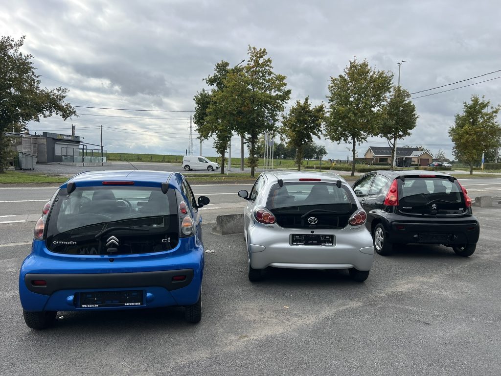 3 stuks van de Toyota Aygo Citroen C1 en Peugeot 107 veel opties weinig km