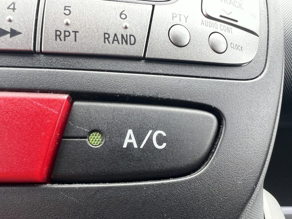 3 stuks van de Toyota Aygo Citroen C1 en Peugeot 107 veel opties weinig km