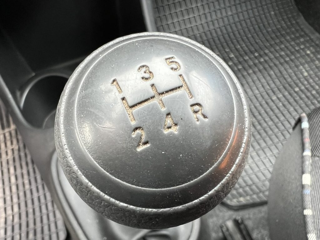 3 stuks van de Toyota Aygo Citroen C1 en Peugeot 107 veel opties weinig km