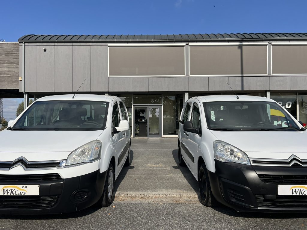 2 stuks op stock van de Citroen Berlingo 3pl lichte vracht btw wagens vanaf 6.900€+btw
