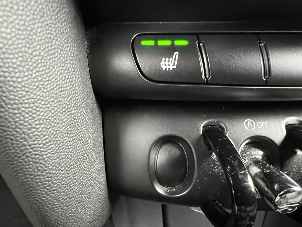 Mini One 1.2 benzine van 2016 slechts 67.000km met veel opties aanwezig