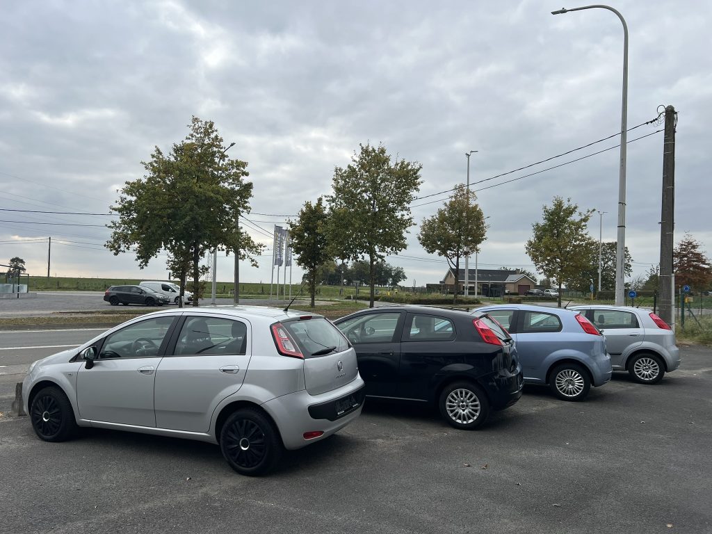 4 stuks op stock van de Fiat Grande Punto in benzine