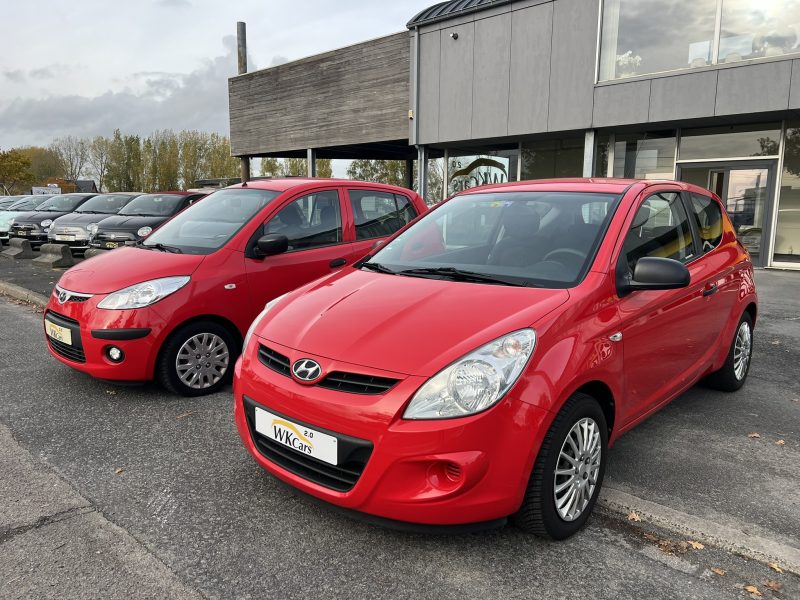 2 stuks van het merk Hyundai op stock het model I10 en I20 in benzine