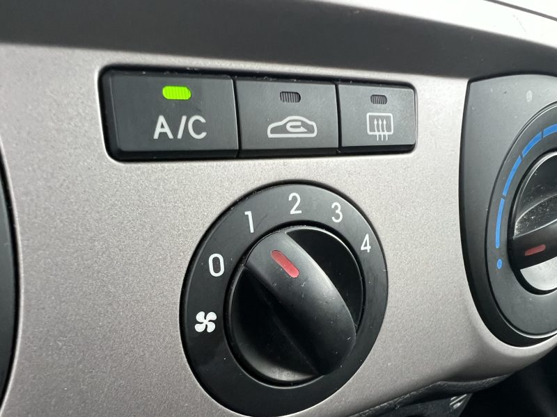 2 stuks van het merk Hyundai op stock het model I10 en I20 in benzine