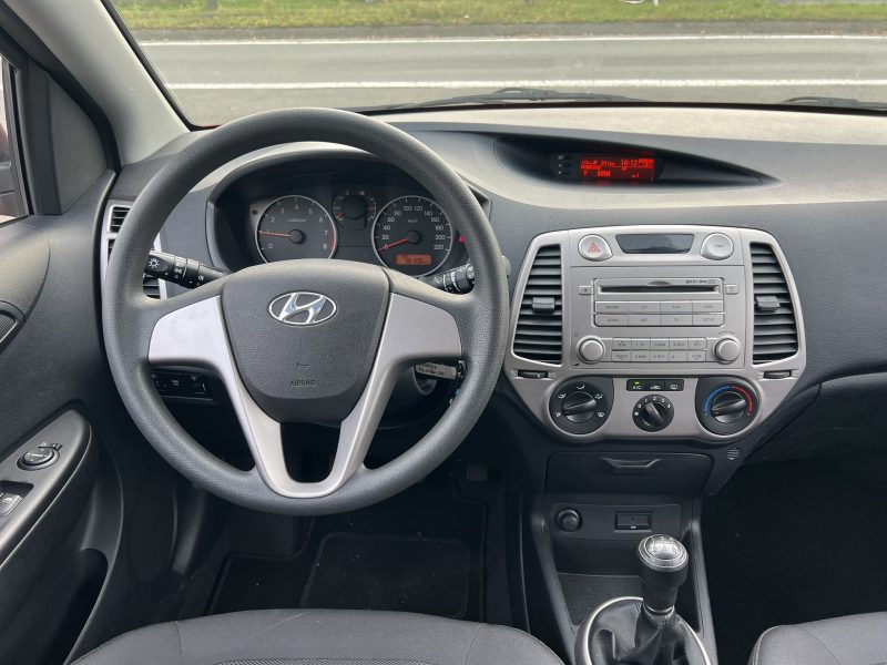 2 stuks van het merk Hyundai op stock het model I10 en I20 in benzine
