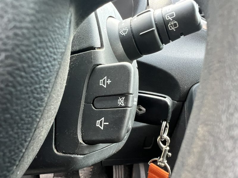 2 stuks op stock van de Renault Clio 3 face 2 in benzine met weinig km