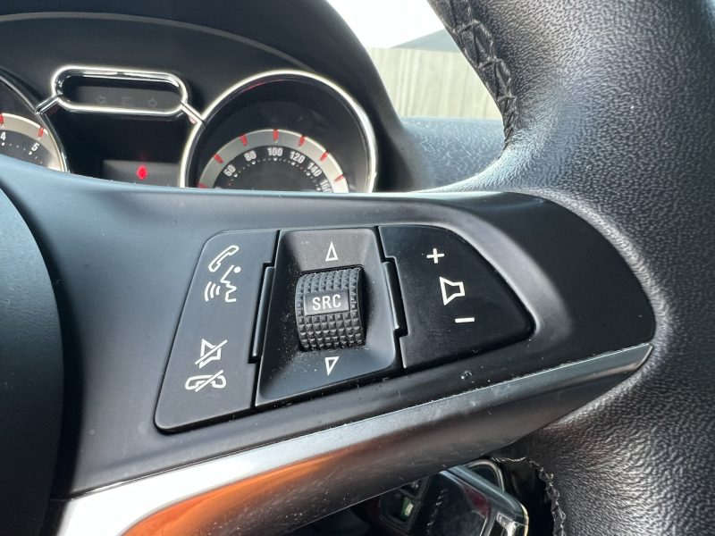 2 stuks op stock van de Opel Adam in benzine super veel opties aanwezig