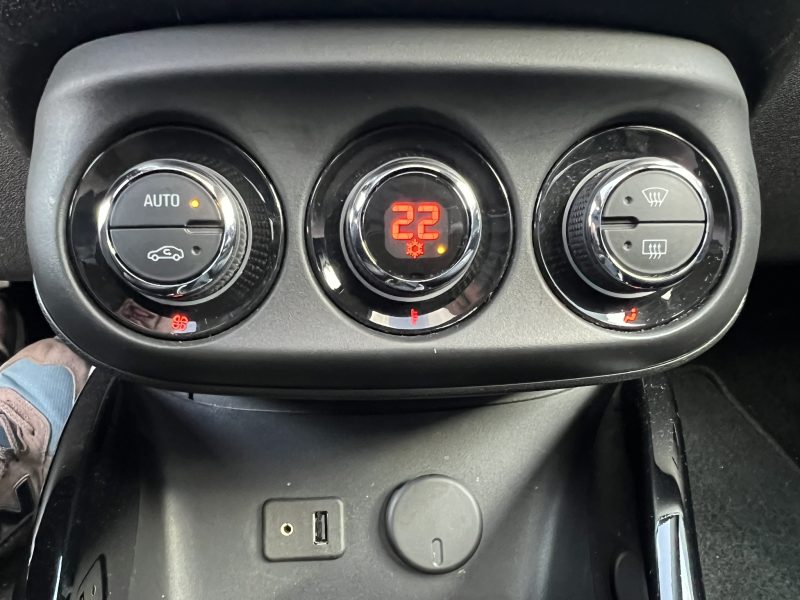 2 stuks op stock van de Opel Adam in benzine super veel opties aanwezig