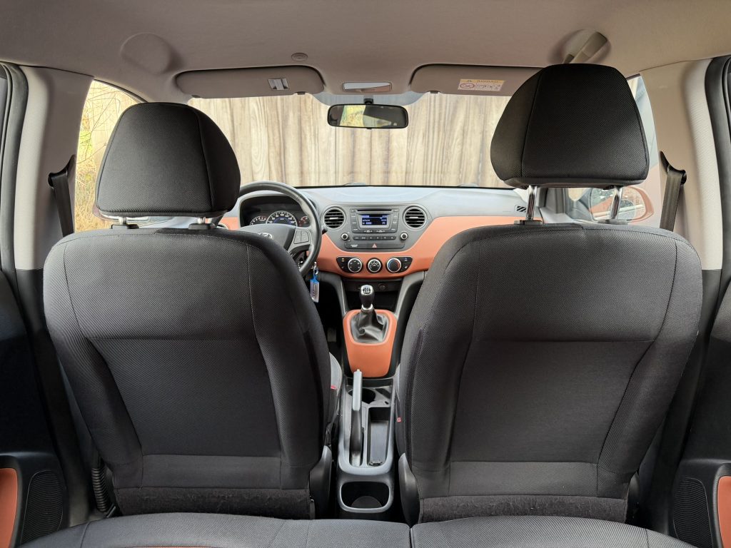 Hyundai I10 met de 1.0 benzine veel opties aanwezig slechts 62.167km