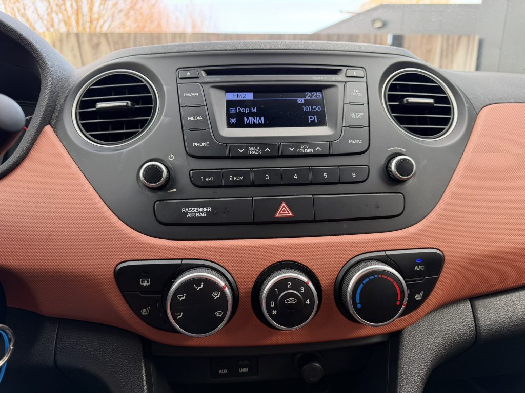 Hyundai I10 met de 1.0 benzine veel opties aanwezig slechts 62.167km
