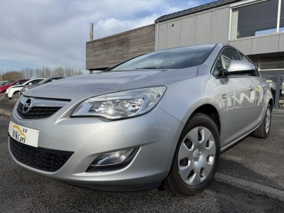 Opel Astra 1.4 benzine Euro5 slechts 49.000km full historic Opel