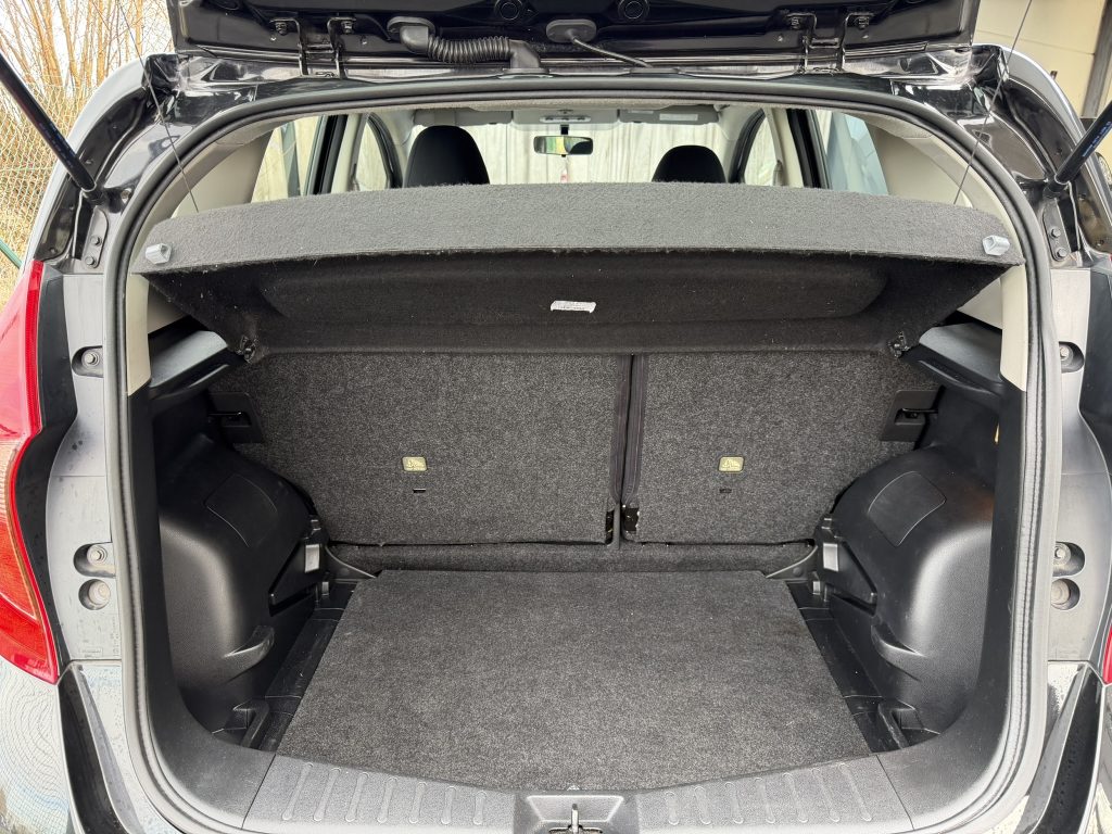 Nissan Note 1.2 benzine Connect versie slechts 69.000km super veel opties aanwezig