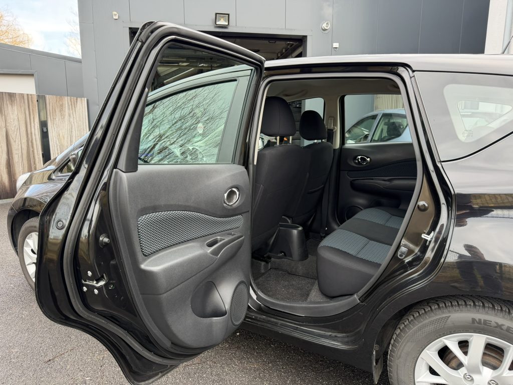 Nissan Note 1.2 benzine Connect versie slechts 69.000km super veel opties aanwezig