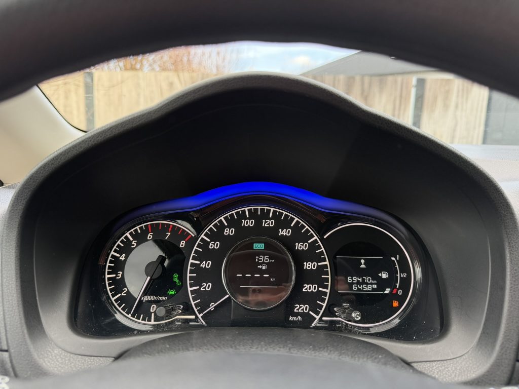 Nissan Note 1.2 benzine Connect versie slechts 69.000km super veel opties aanwezig