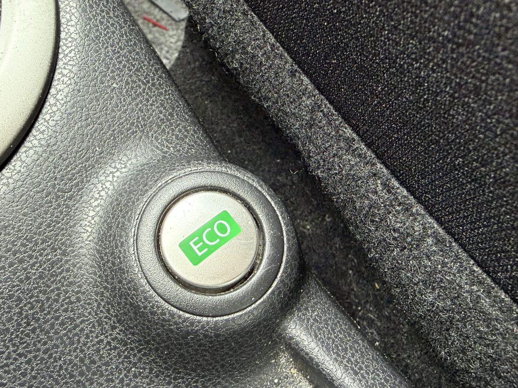 Nissan Note 1.2 benzine Connect versie slechts 69.000km super veel opties aanwezig