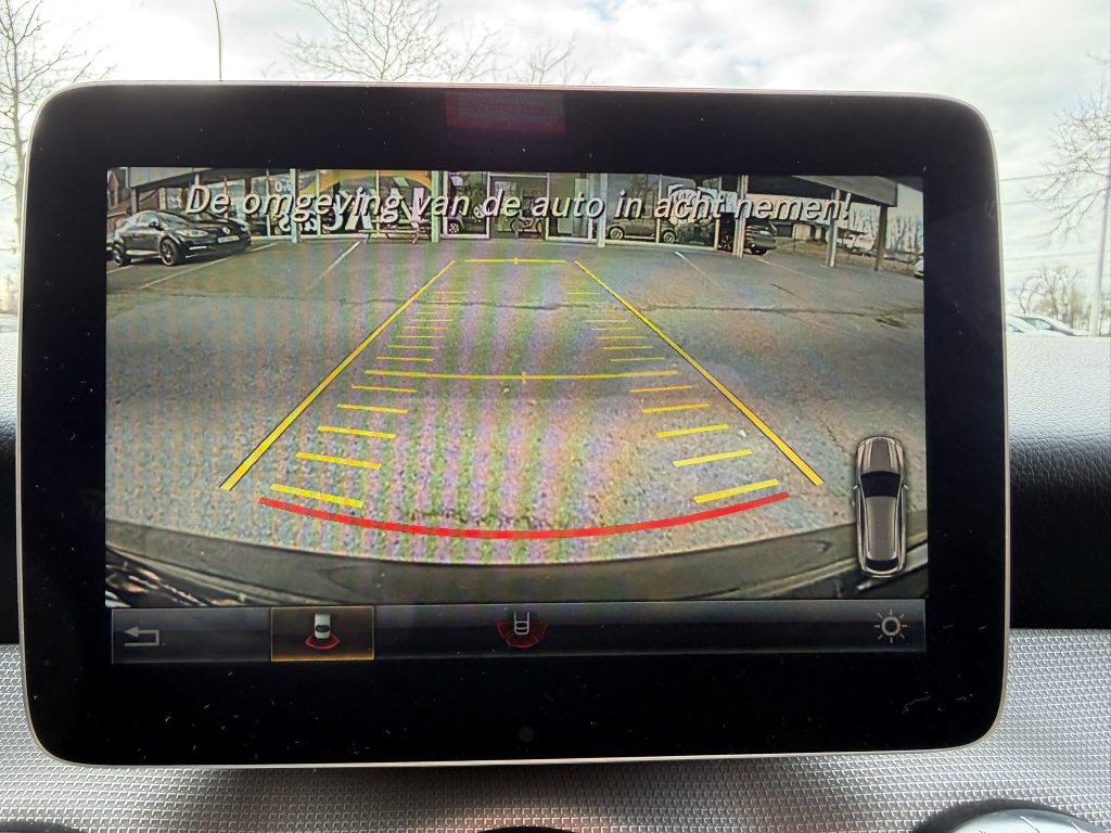 Mercedes CLA180 Shooting break Urban met 92.000km