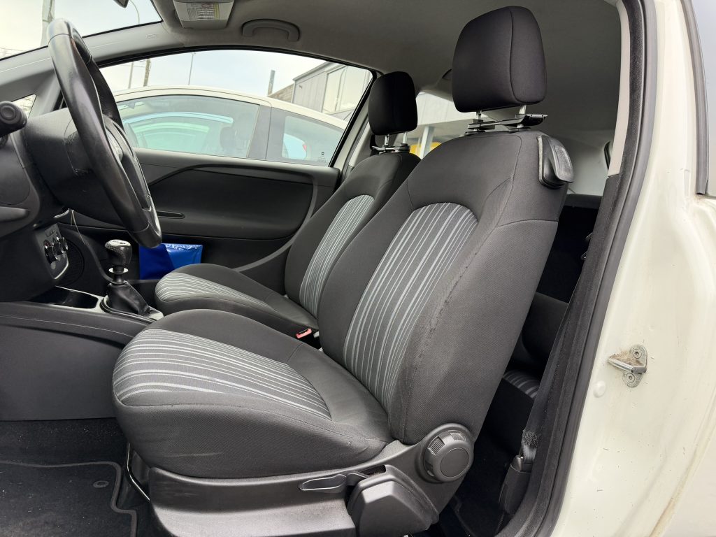 7 stuks van de Fiat Grande Punto in benzine vanaf 4.250€