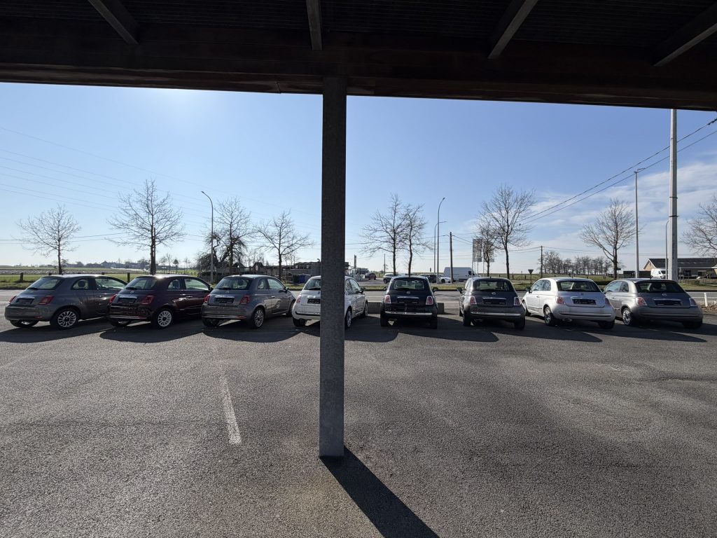 8 stuks op stock van de Fiat 500 in benzine
