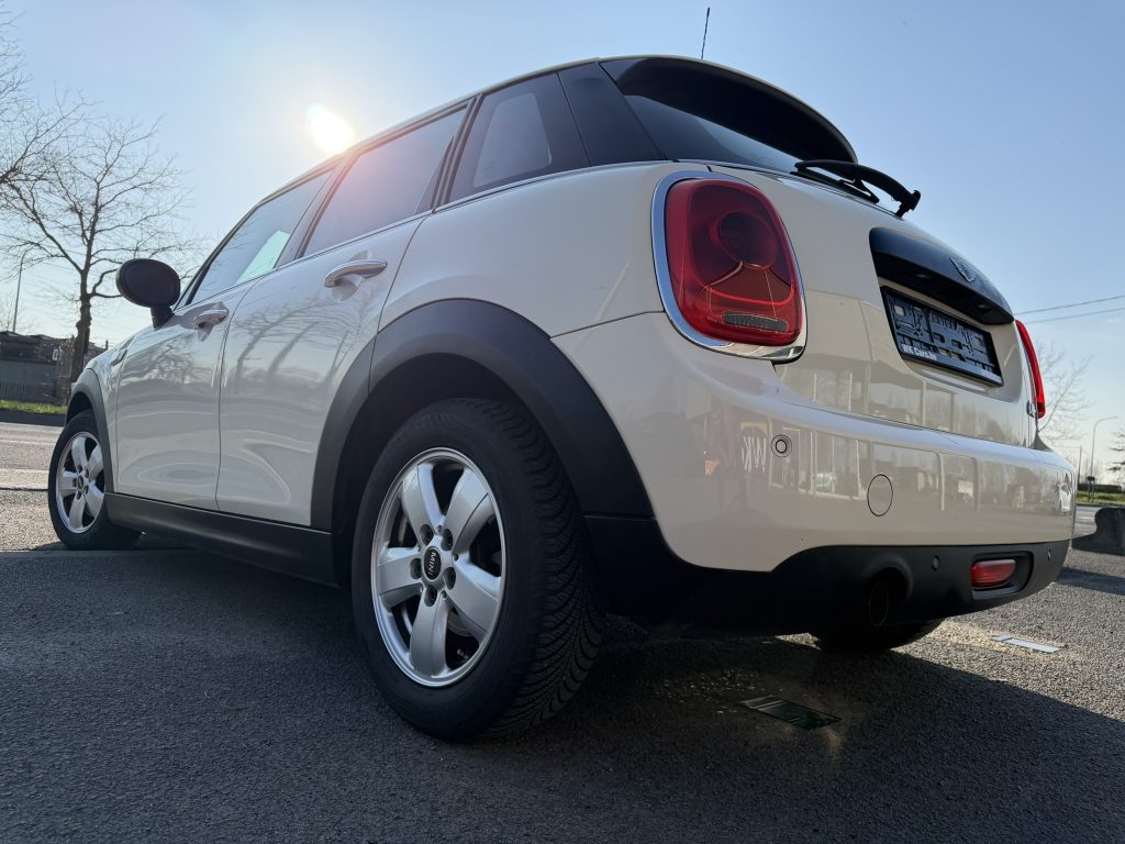 Mini One 1.2 benzine Euro6 in 5 deurs slechts 69.000km