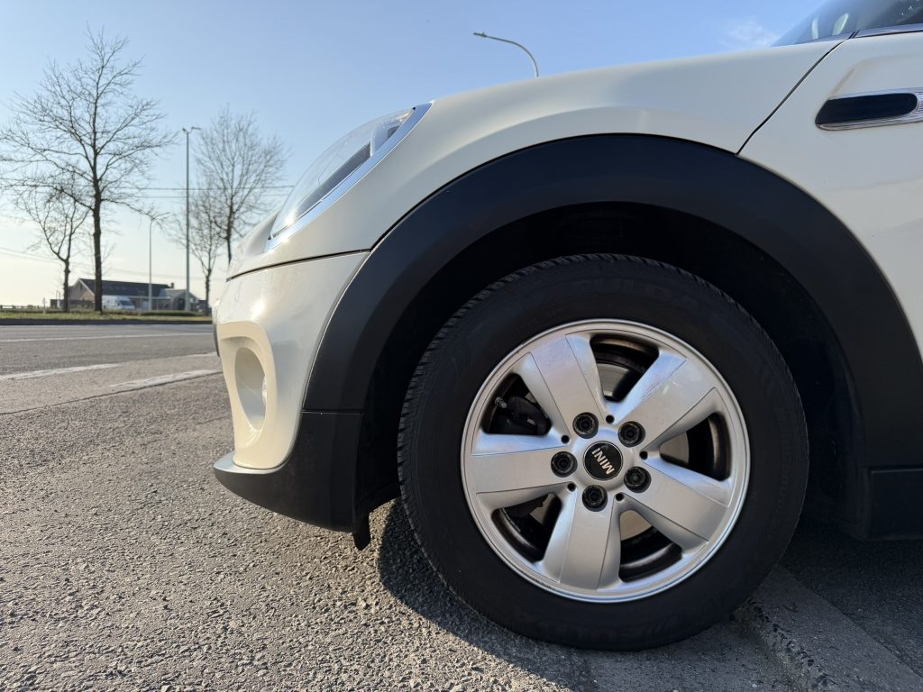 Mini One 1.2 benzine Euro6 in 5 deurs slechts 69.000km