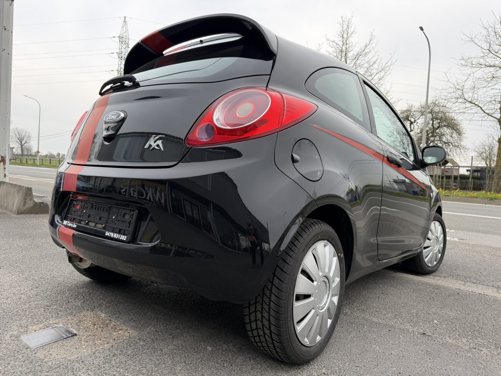 Ford Ka Titanuim versie 1.2 benzine slechts 49.000km