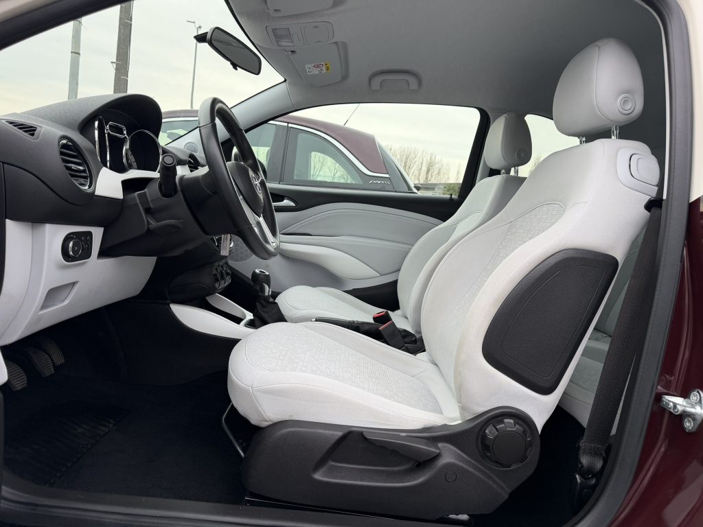 2 stuks van de Opel Adam versie Jam met 36.000km en 73.000km