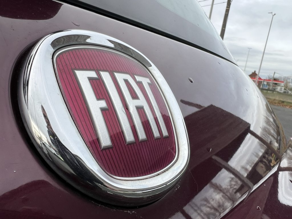 8 stuks op stock van de Fiat 500 in benzine