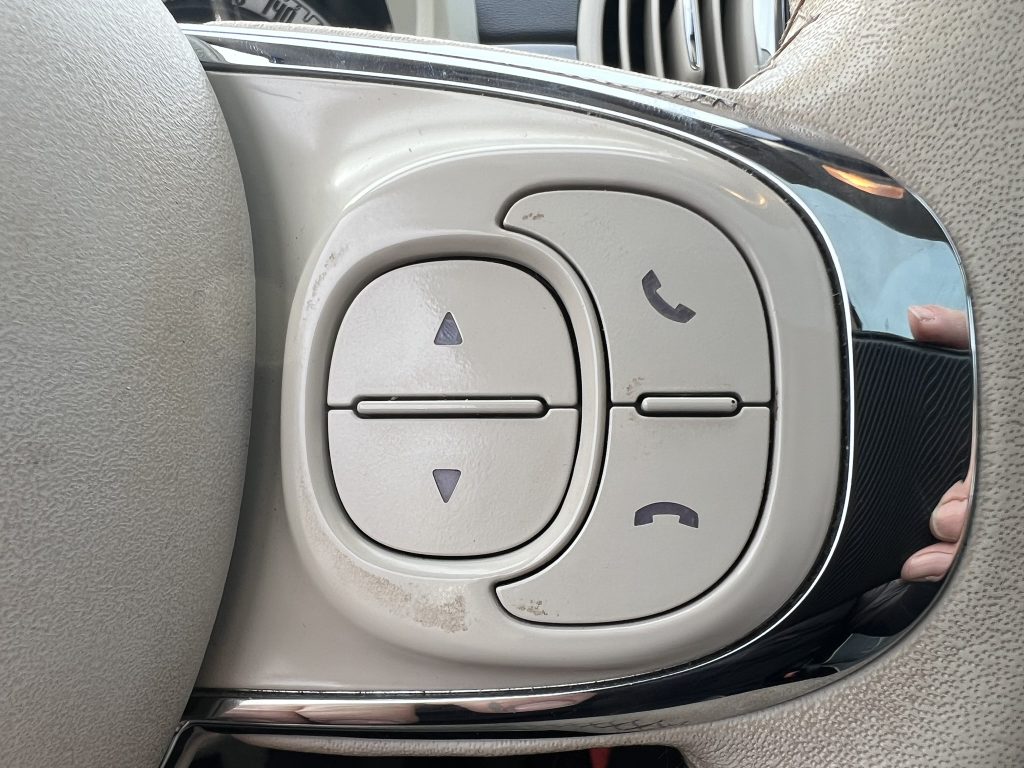 3 stuks van de Fiat 500 face 2 new model 1.2 benzine weinig km veel opties