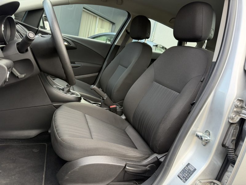 Opel Astra 1.4 benzine slechts 49.000km