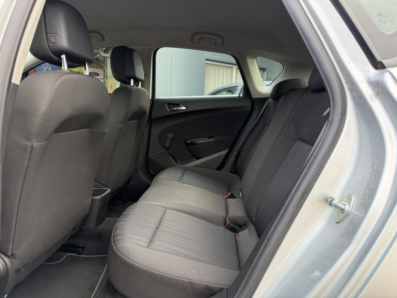 Opel Astra 1.4 benzine slechts 49.000km