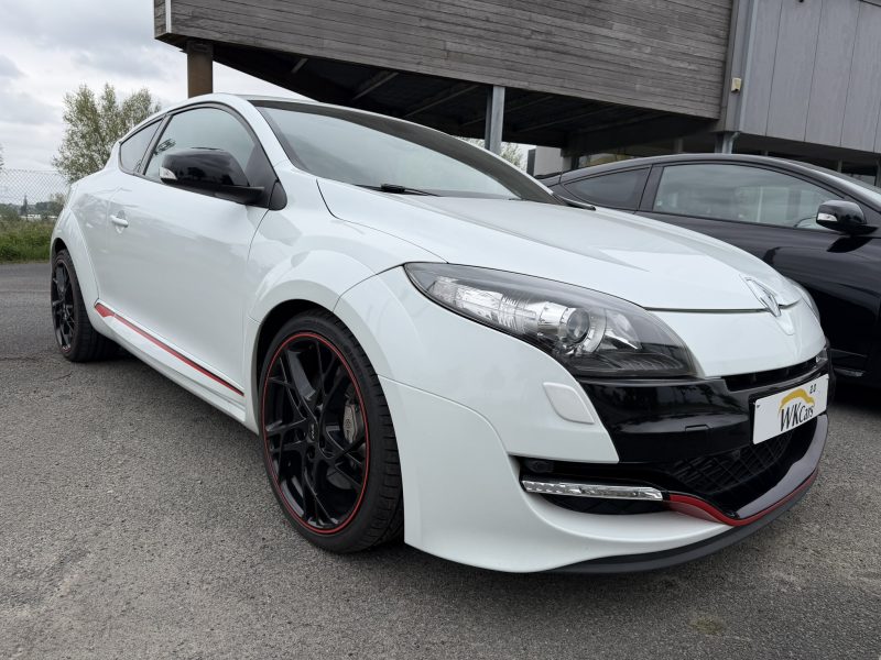 nog 2 stuks op stock van de Renault Megane 3 RS