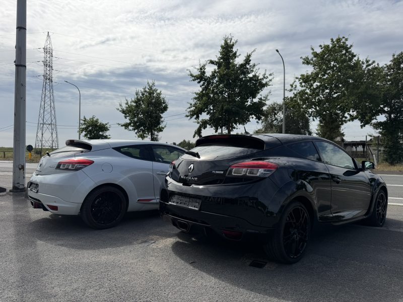 2 stuks op stock van de prachtige Renault Sport Megane RS