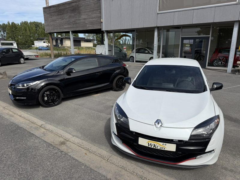2 stuks op stock van de prachtige Renault Sport Megane RS