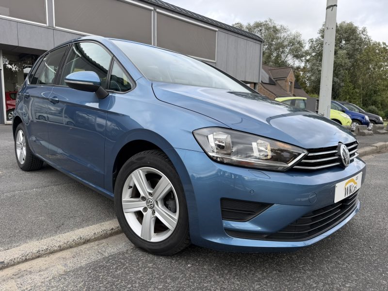 VW Golf 7 Sportvan 1.2TFSI benzine slechts 76.000km veel opties aanwezig