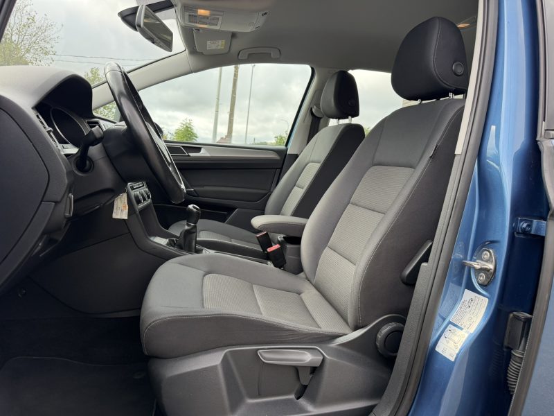 VW Golf 7 Sportvan 1.2TFSI benzine slechts 76.000km veel opties aanwezig
