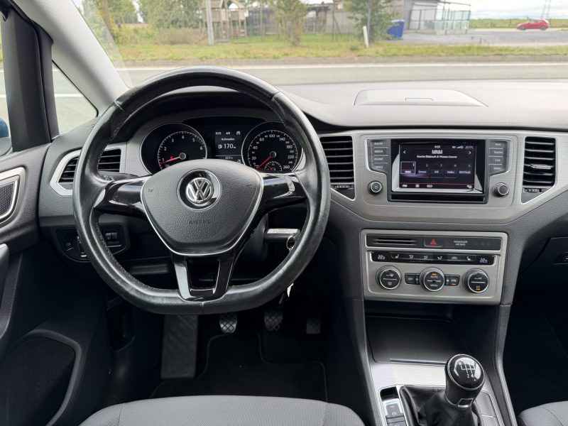 VW Golf 7 Sportvan 1.2TFSI benzine slechts 76.000km veel opties aanwezig