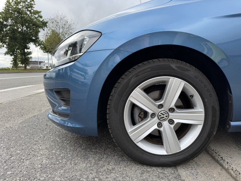VW Golf 7 Sportvan 1.2TFSI benzine slechts 76.000km veel opties aanwezig