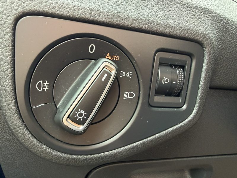 VW Golf 7 Sportvan 1.2TFSI benzine slechts 76.000km veel opties aanwezig